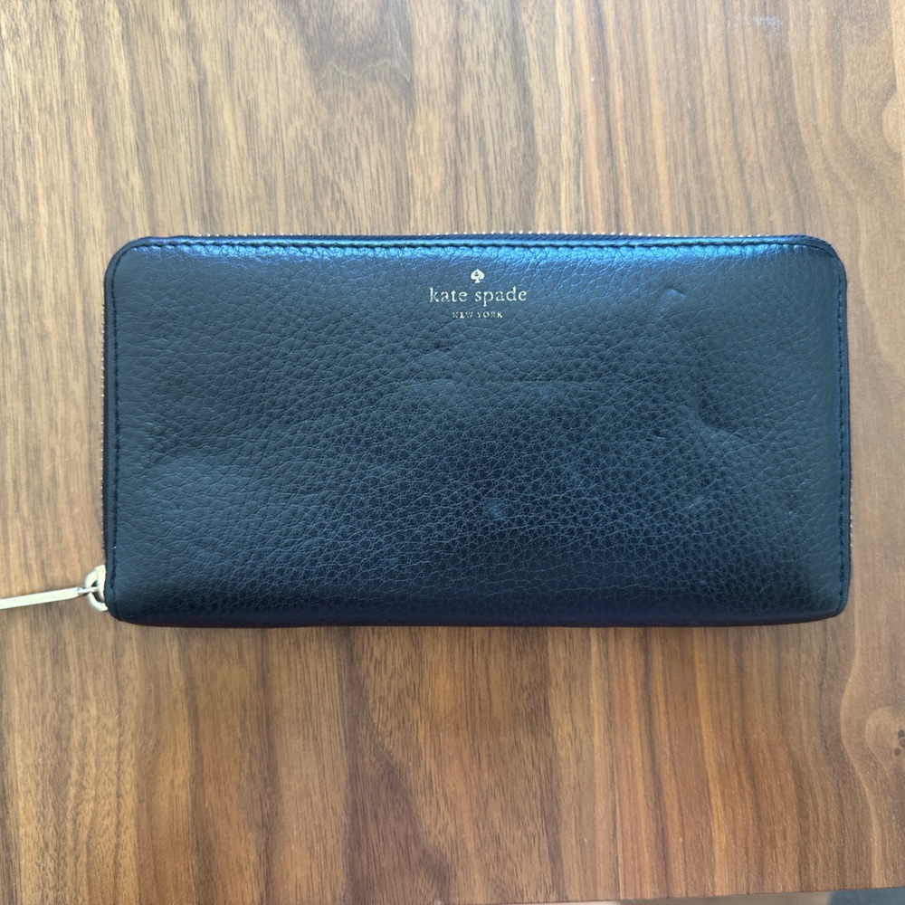 USED kate spade black pebbled leather zip wallet with gold logo